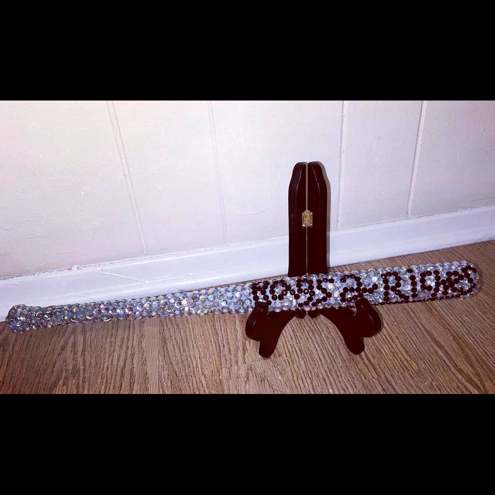 Custom Swarovski mini bat💎